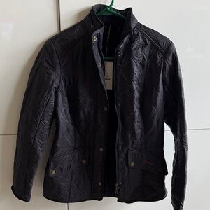 NWT Barbour Cavalry Polarquilt Jacket - women’s US 8 - Navy